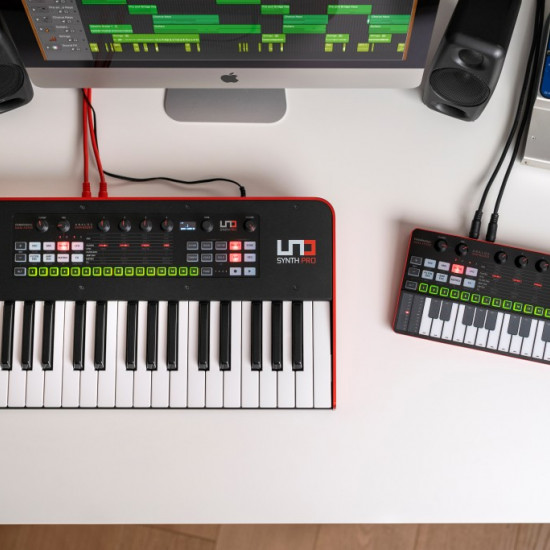 IK Multimedia - Sintetizador UNO Synth Pro IK Multimedia - Sintetizador UNO Synth Pro