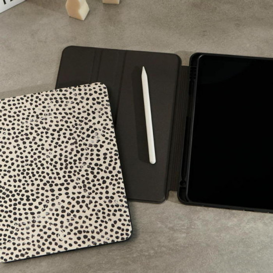 Burga - Folio iPad Pro 12.9 (almond latte) Burga - Folio iPad Pro 12.9 (almond latte)