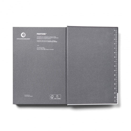Copenhagen D - Caderno S dotted PANTONE (grey 19-0203) Copenhagen D - Caderno S dotted PANTONE (grey 19-0203)